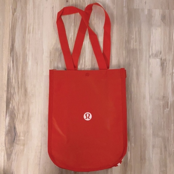 ❤️ Small New Red and White lululemon Bag NWOT - Picture 1 of 2